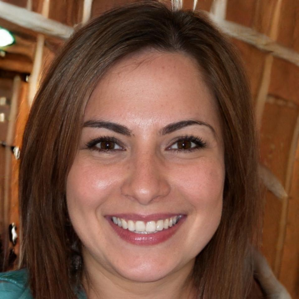 Surgi Mufti, Founder dan Lead Investment Strategist Pravenis Tromera